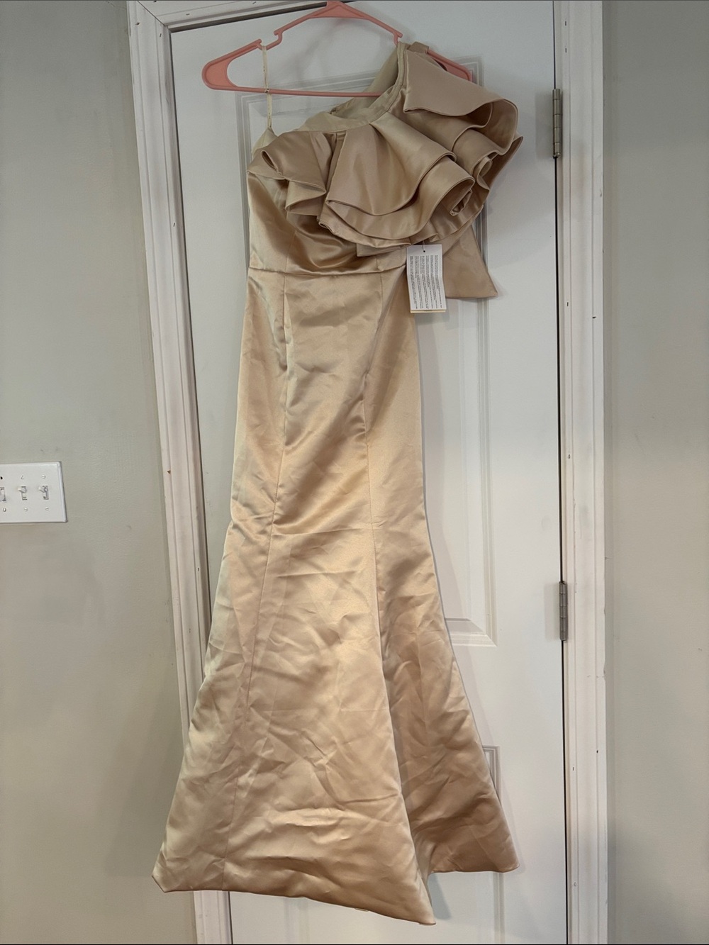 One-Shoulder Ruffle Satin Gown in Cream